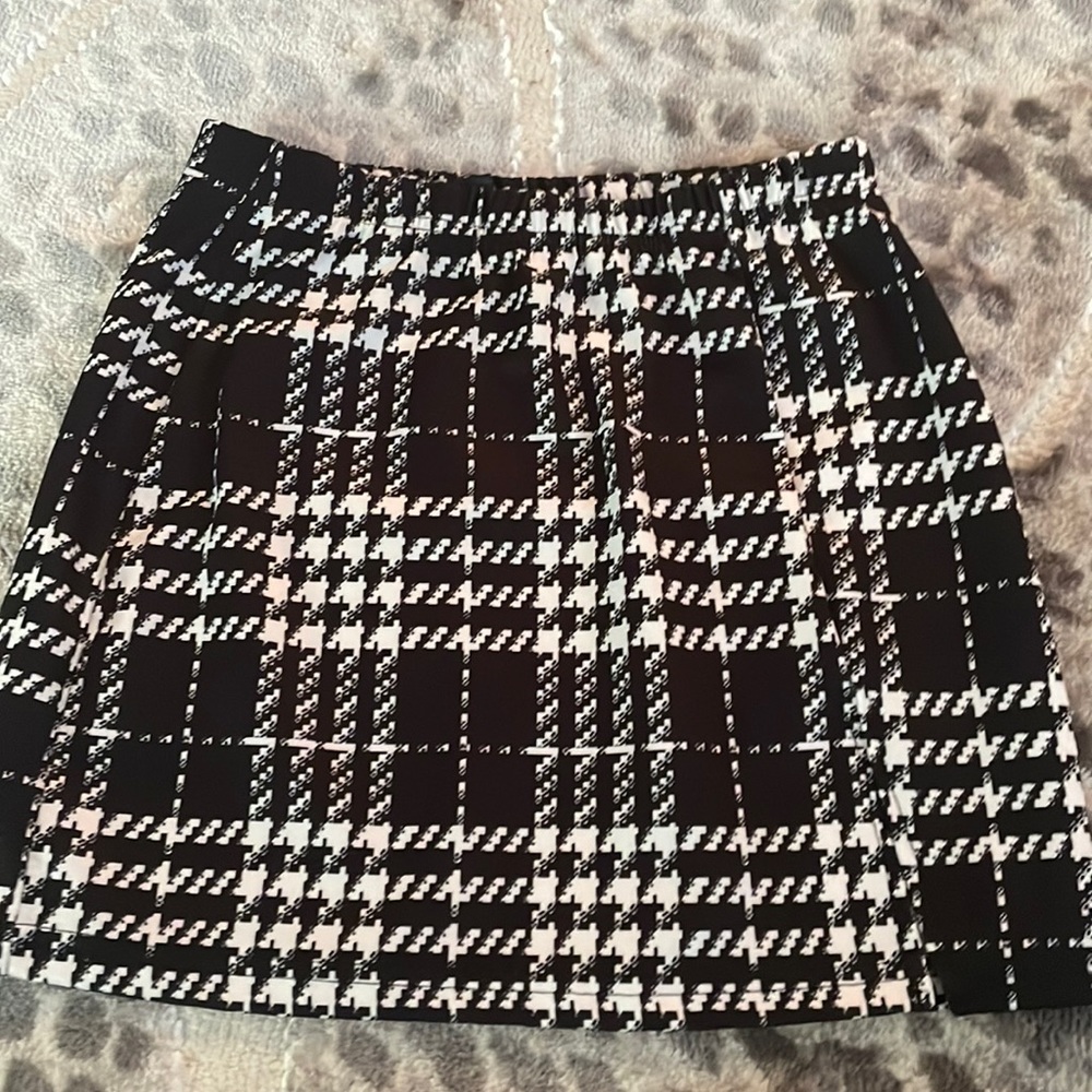 Am selling a skirt